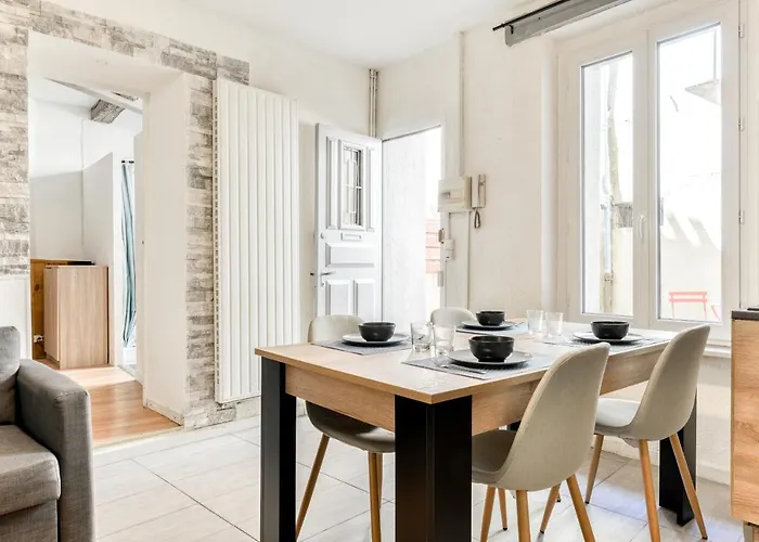 Le Nid - A Pied - Wifi Apartment Carcassonne